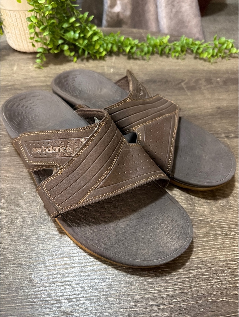 New Balance Mens Size 13 Brown Beach Casual Outdoor Slide Sandals